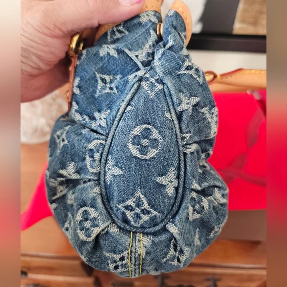 💯AUTHENTIC LOUIS VUITTON DENIM PLEATY BAG - Picture 7 of 7